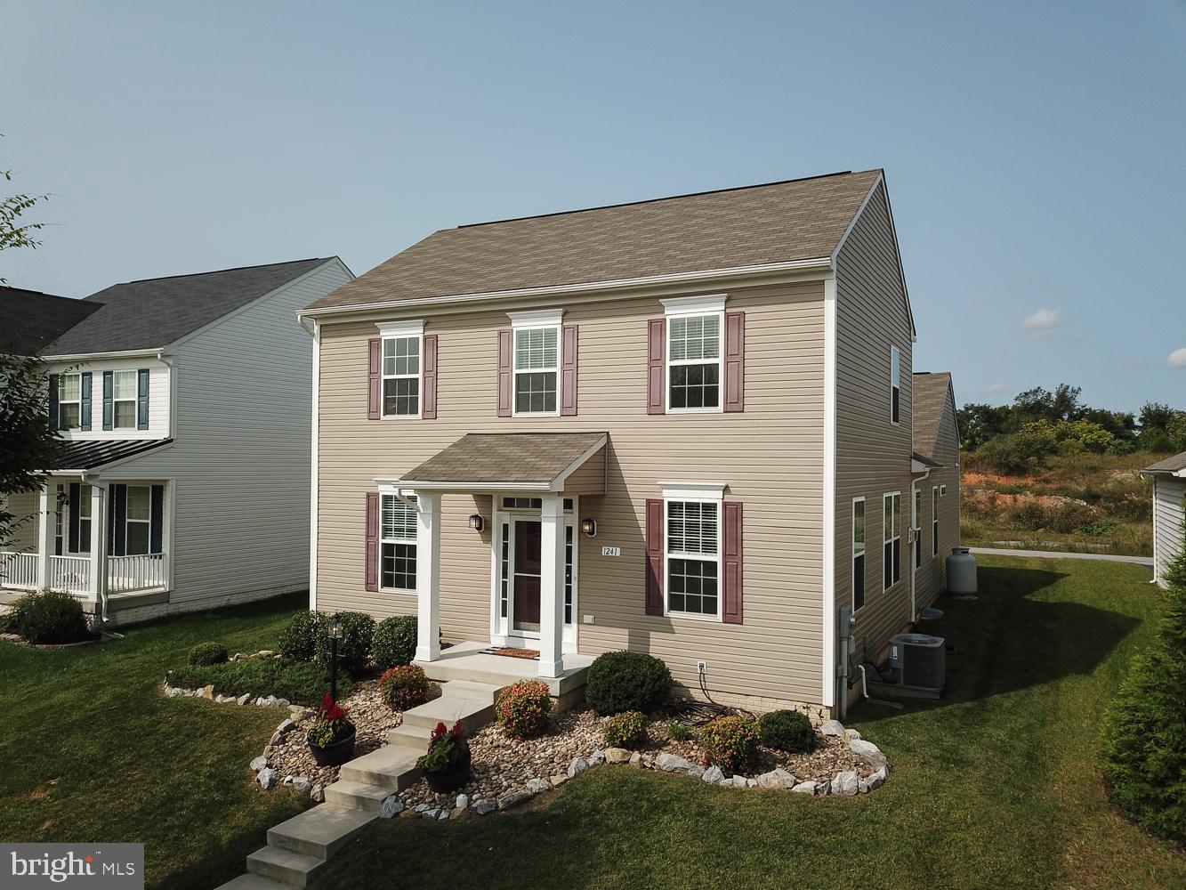 LAKELAND PLACE - Residential