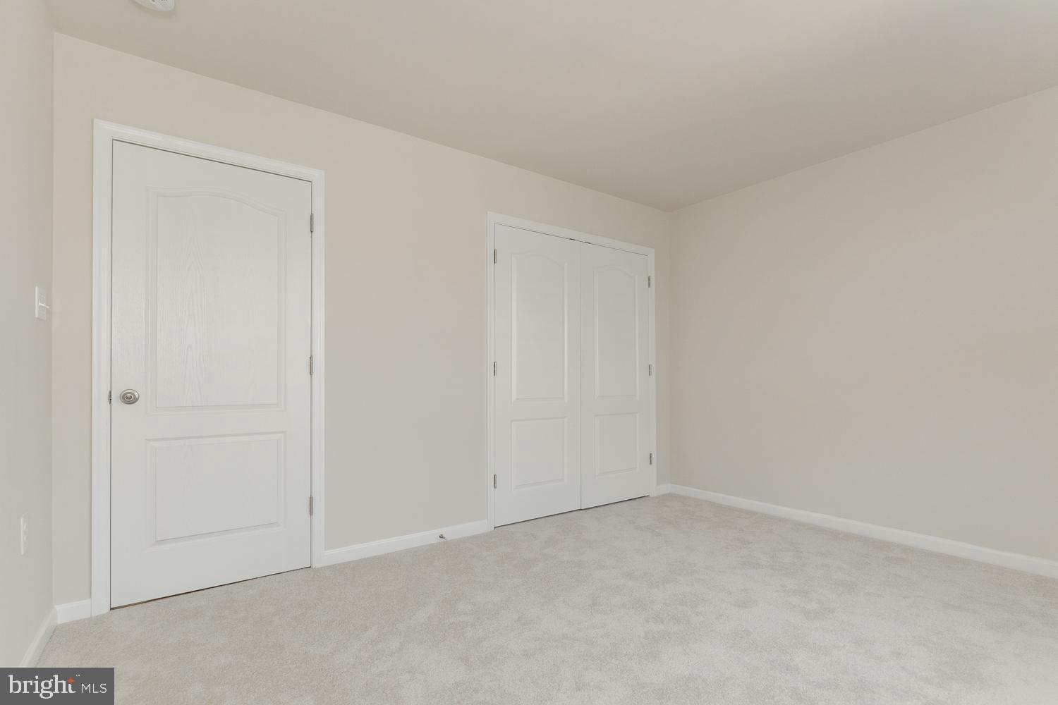 LAKELAND PLACE - Residential