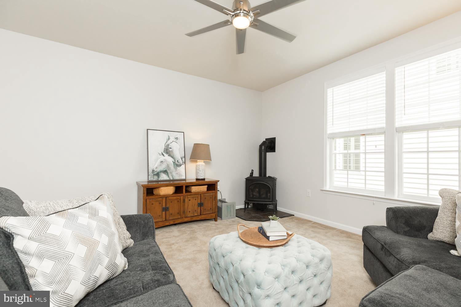 LAKELAND PLACE - Residential