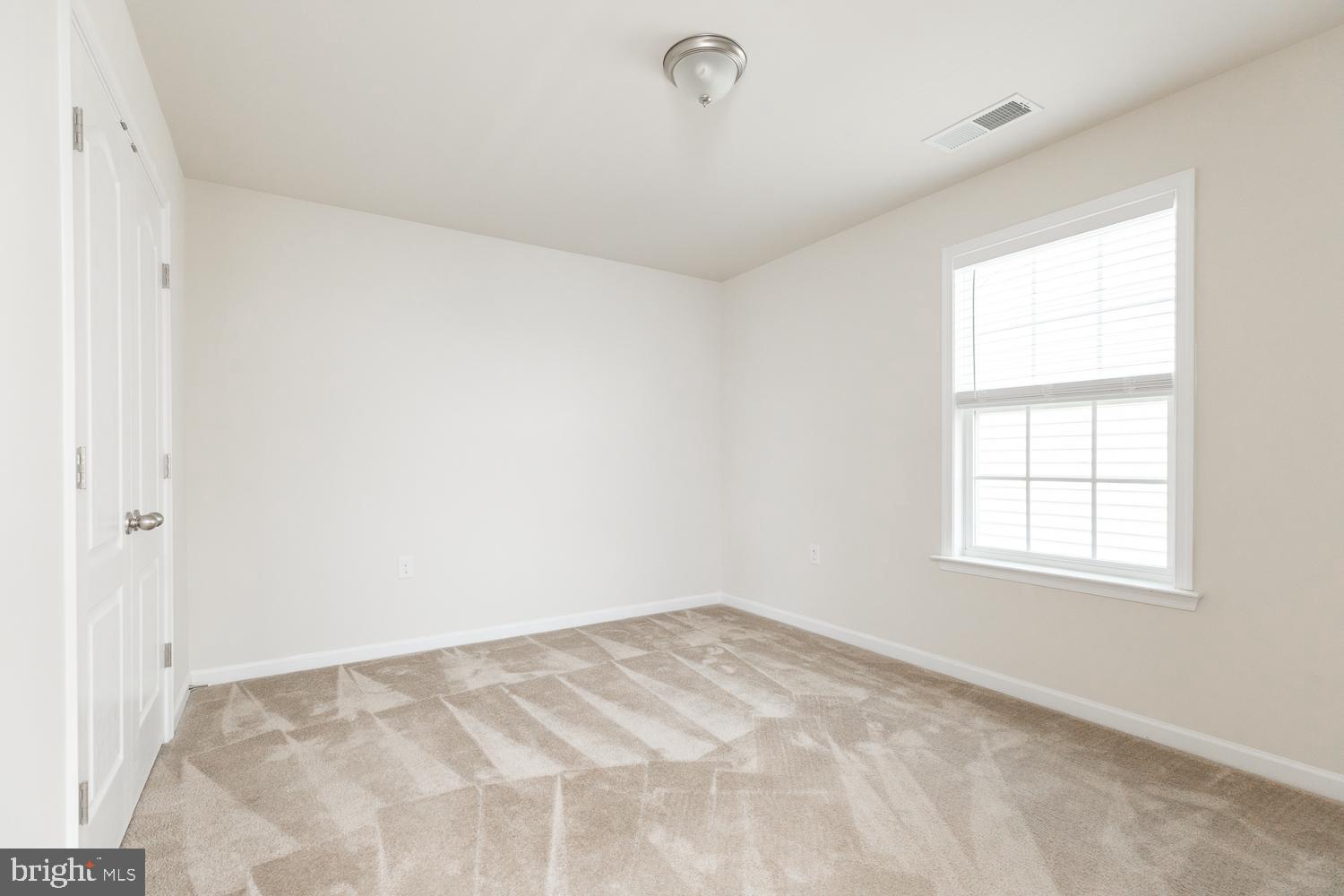 LAKELAND PLACE - Residential