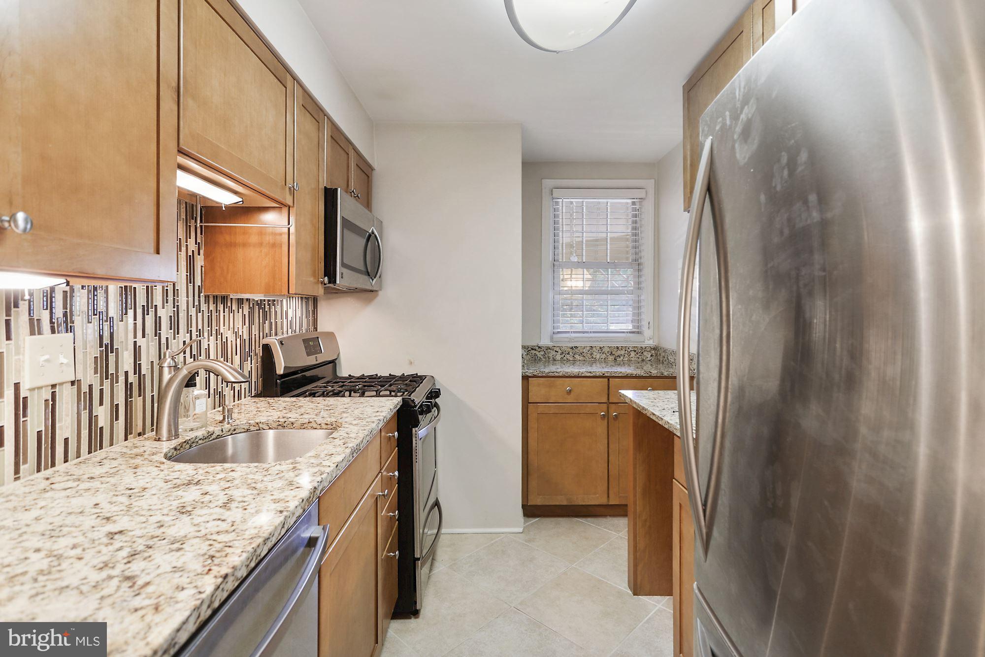 ROCK CREEK VILLAGE CONDOMINIUMS - Residential