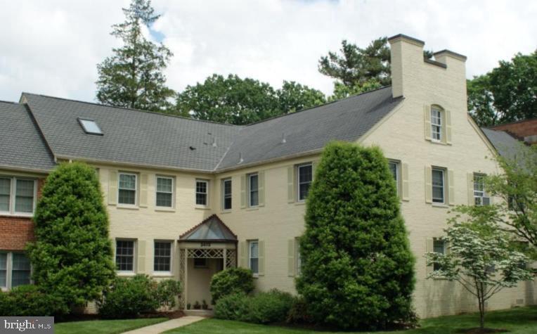 ROCK CREEK VILLAGE CONDOMINIUMS - Residential