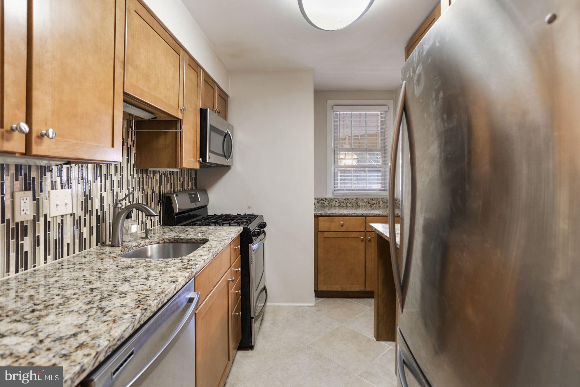 ROCK CREEK VILLAGE CONDOMINIUMS - Residential