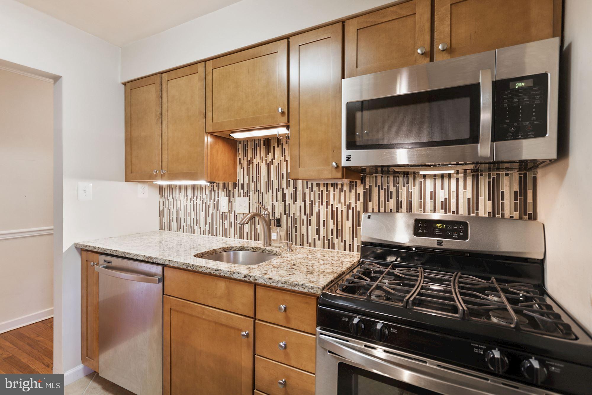 ROCK CREEK VILLAGE CONDOMINIUMS - Residential