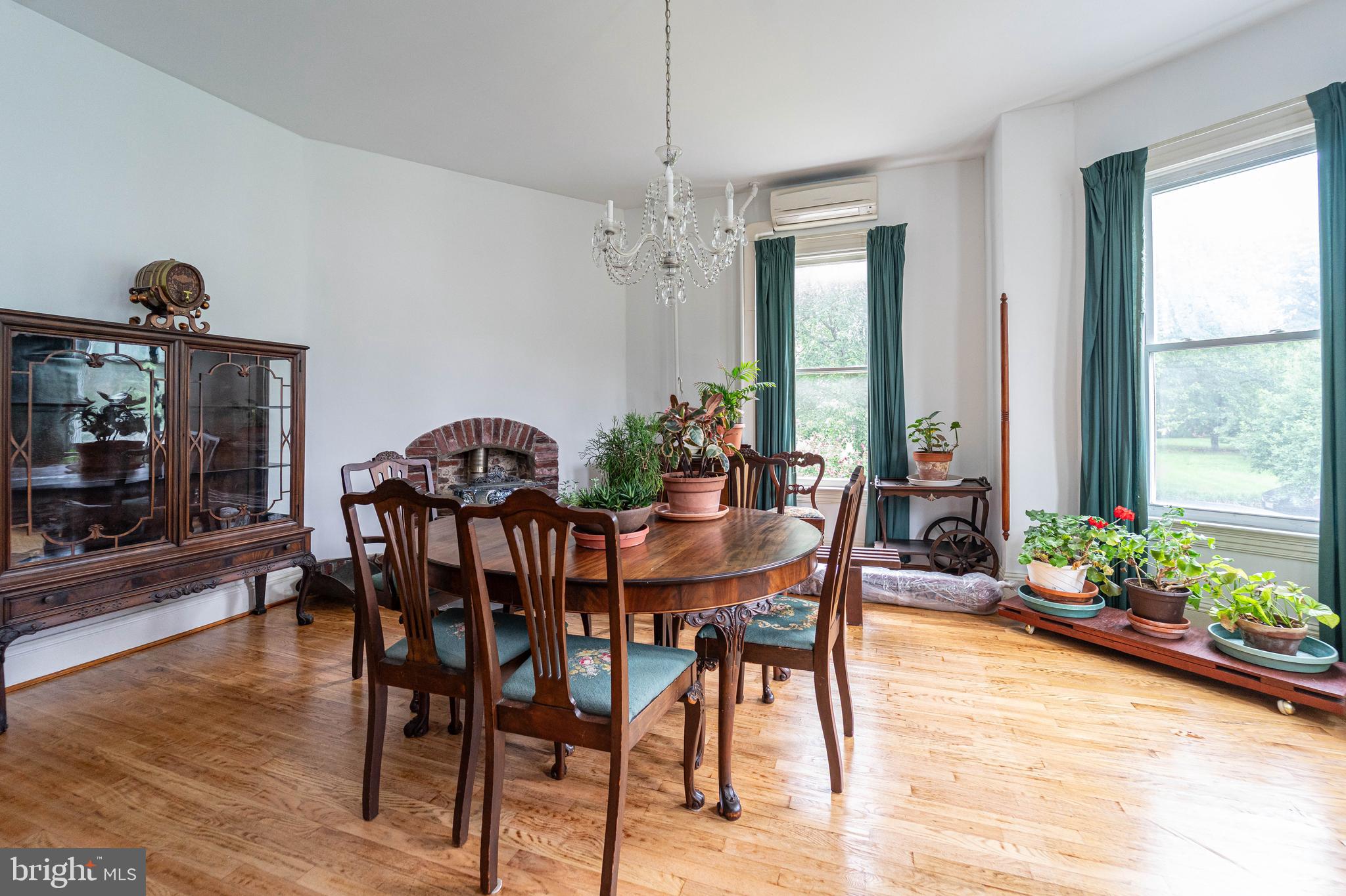 CATONSVILLE - Residential