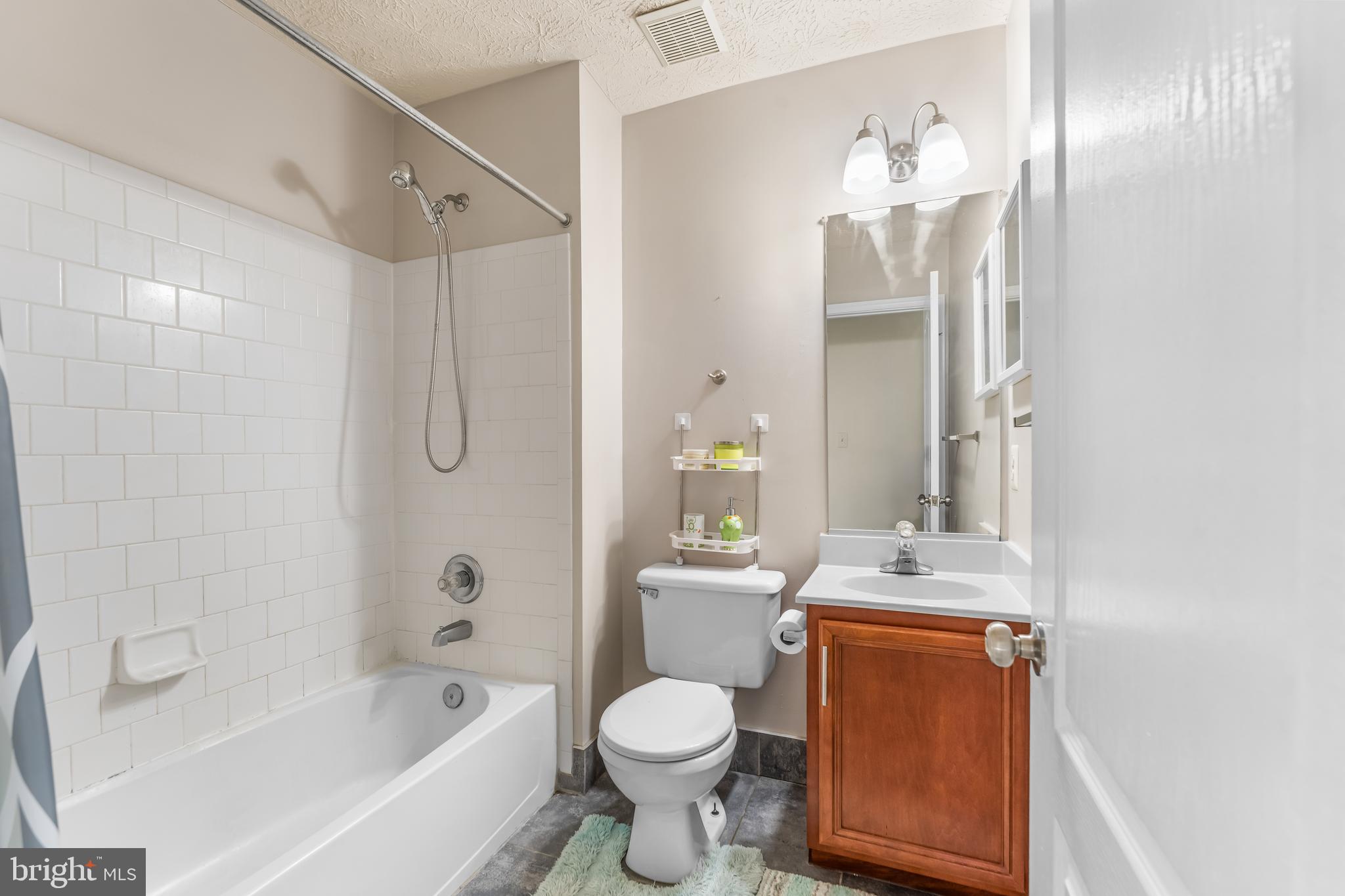 HOWARDS RIDGE - Residential Lease