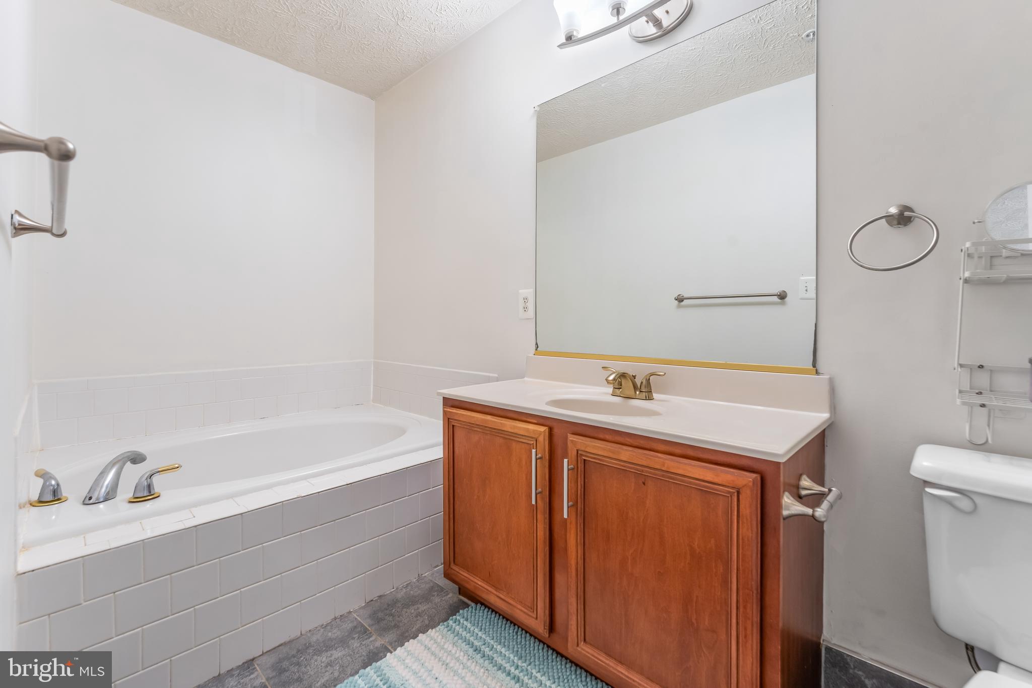 HOWARDS RIDGE - Residential Lease