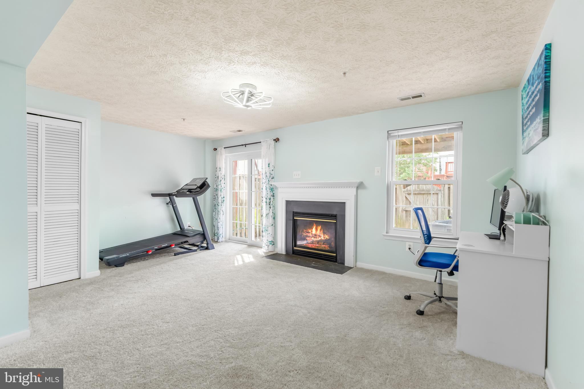 HOWARDS RIDGE - Residential Lease