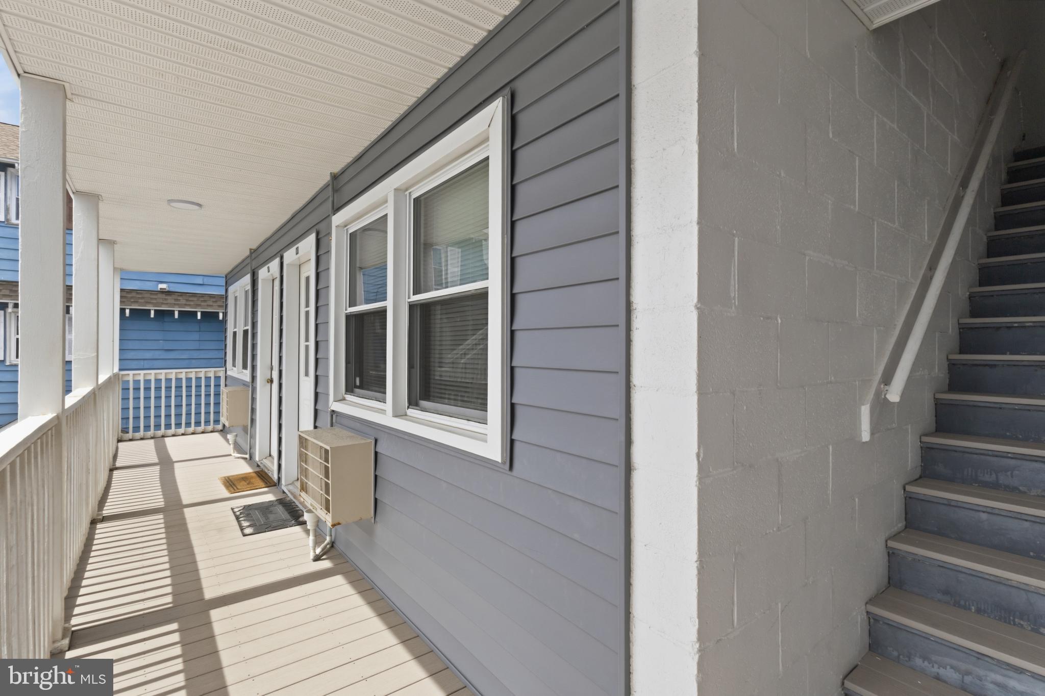409 SAINT LOUIS AVENUE 60