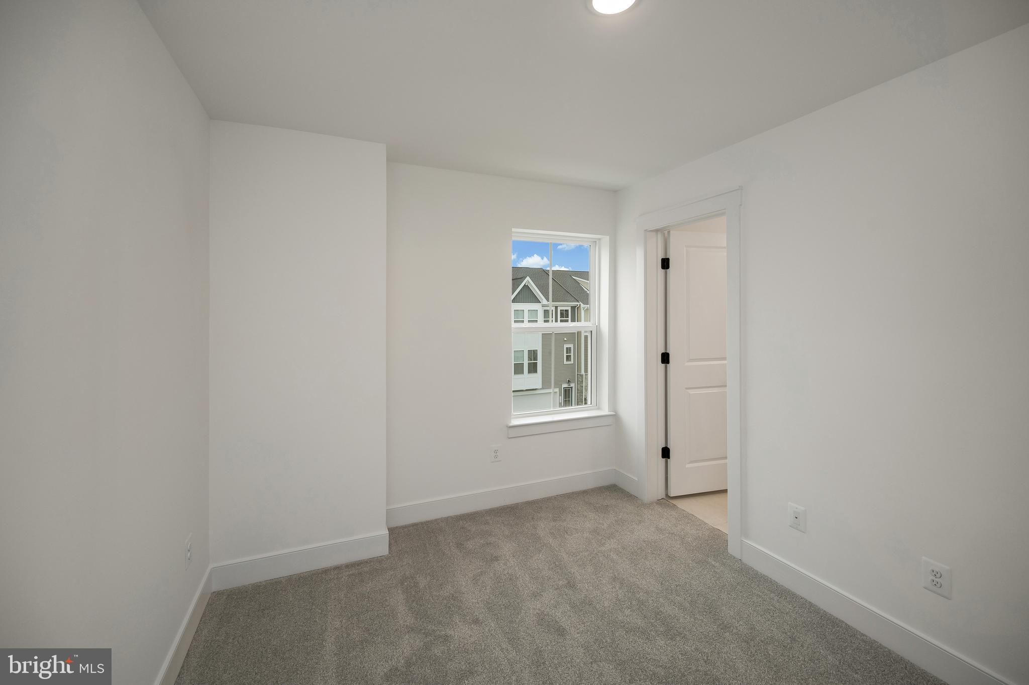 THE GROVE AT JACKSON VILLAGE - Residential Lease