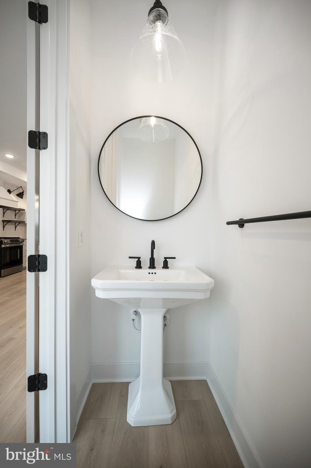 THE GROVE AT JACKSON VILLAGE - Residential Lease