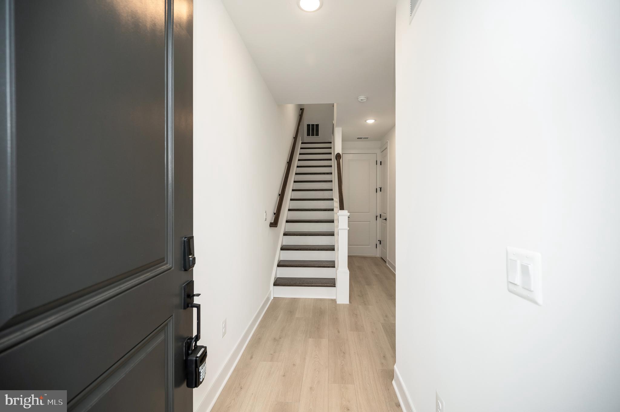 9403 PACIFIC ELM STREET