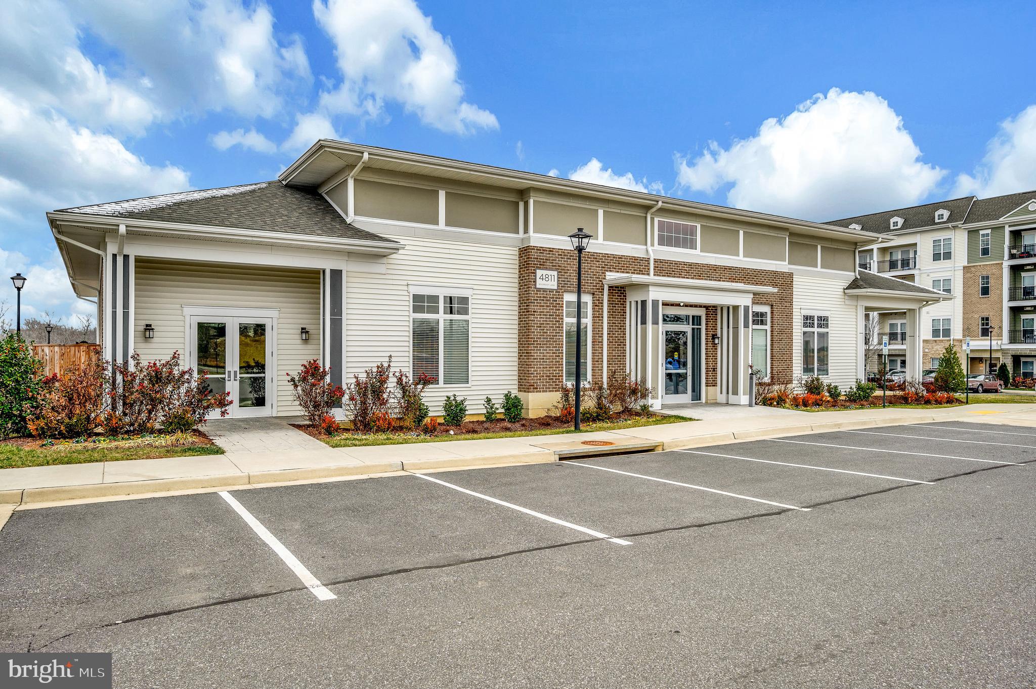 THE GROVE AT JACKSON VILLAGE - Residential Lease