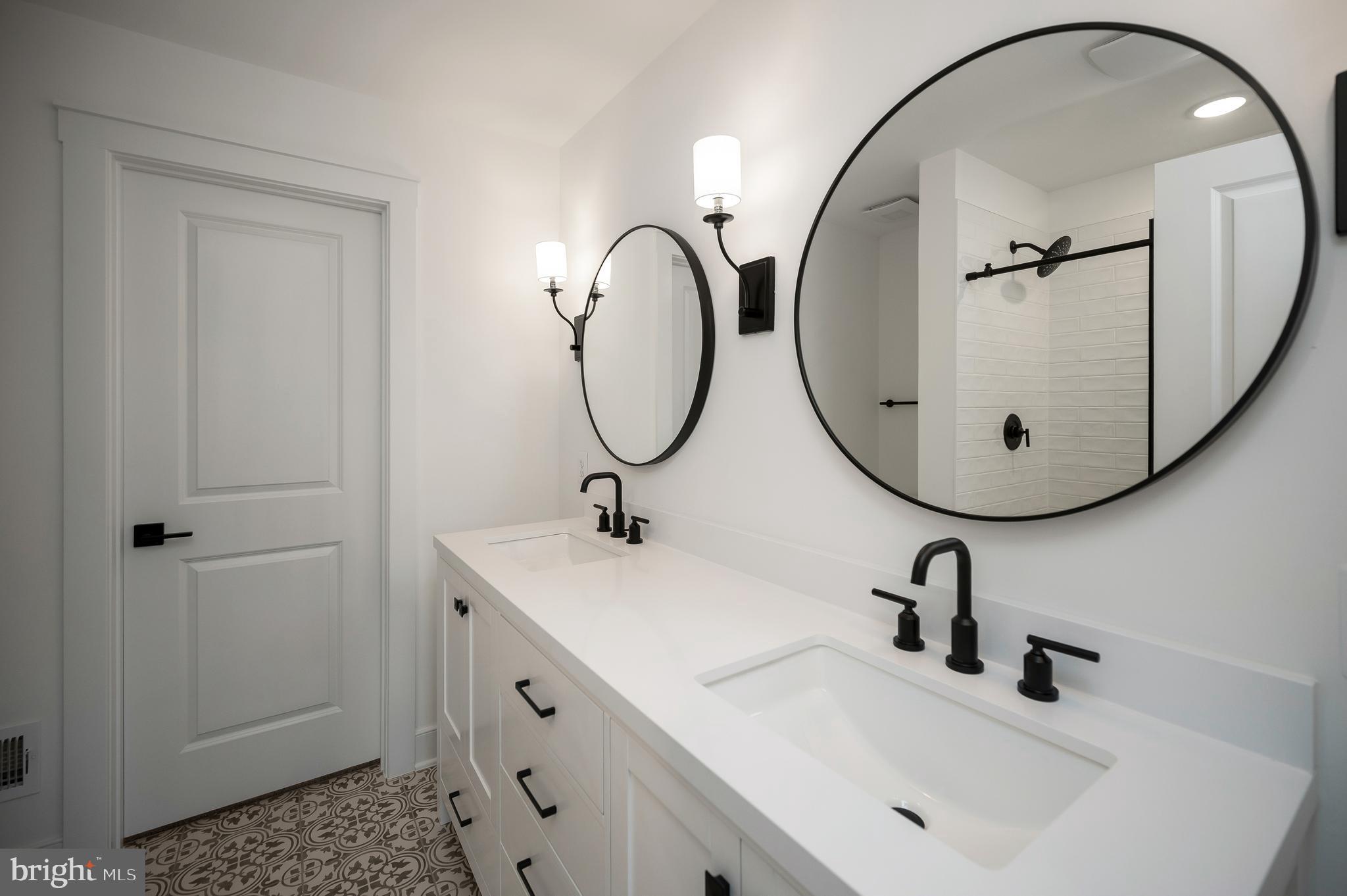 THE GROVE AT JACKSON VILLAGE - Residential Lease