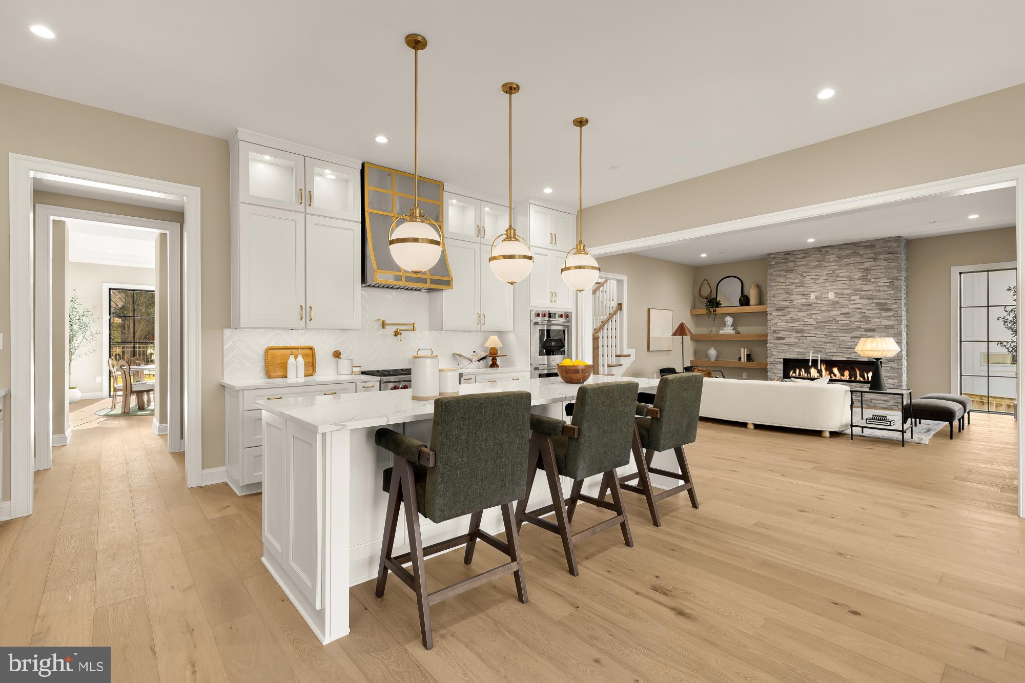 FOREST HILLS - Residential