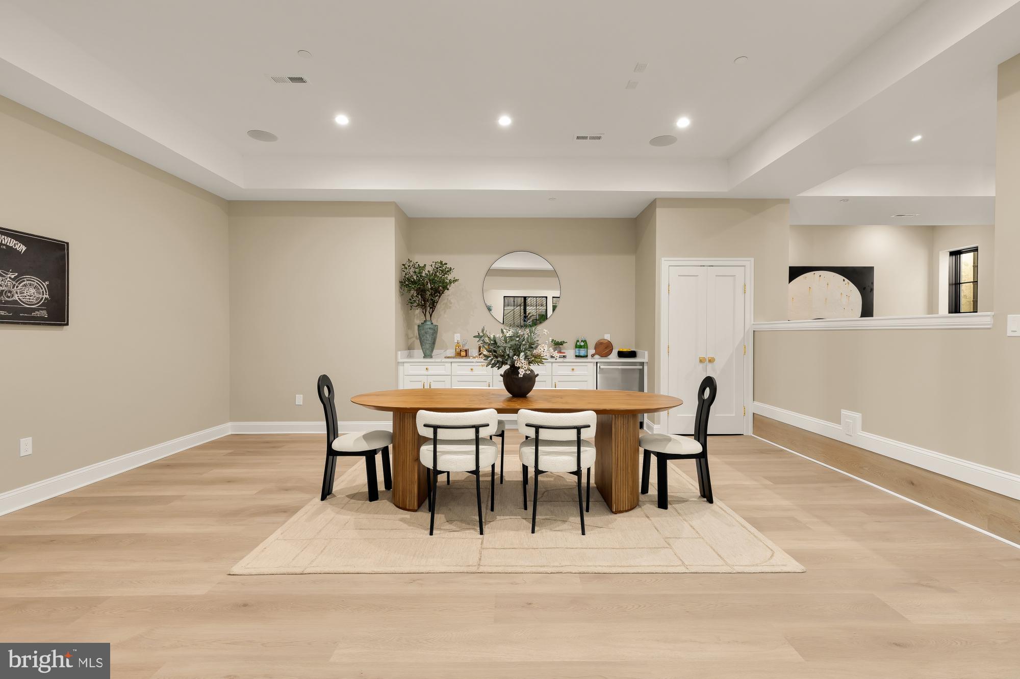 FOREST HILLS - Residential