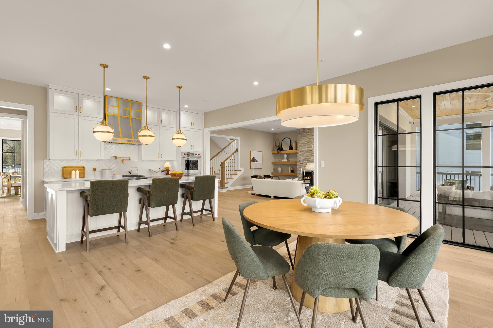 FOREST HILLS - Residential