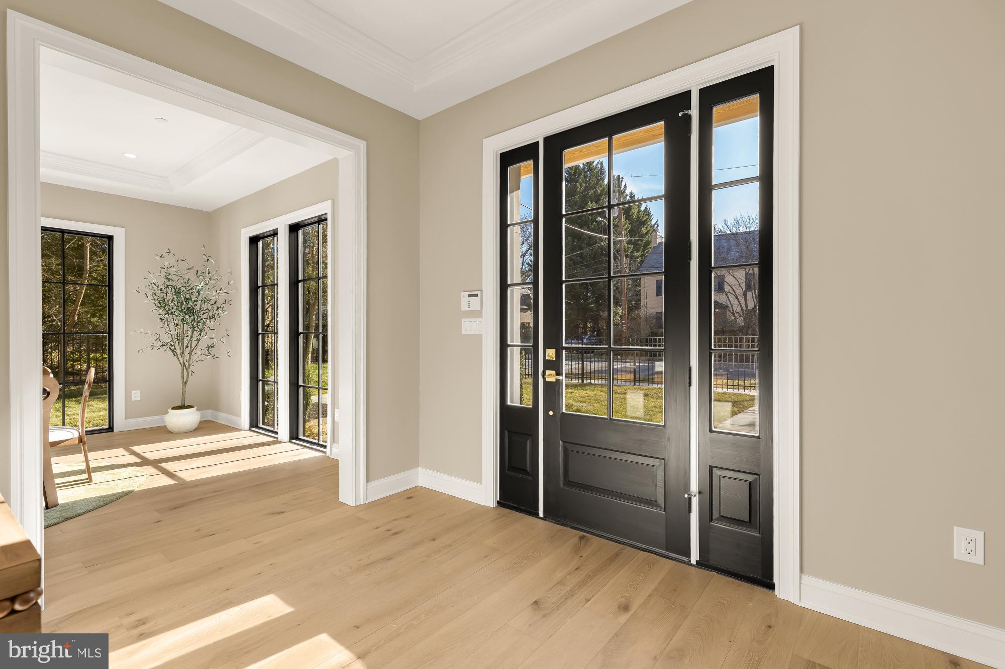 FOREST HILLS - Residential