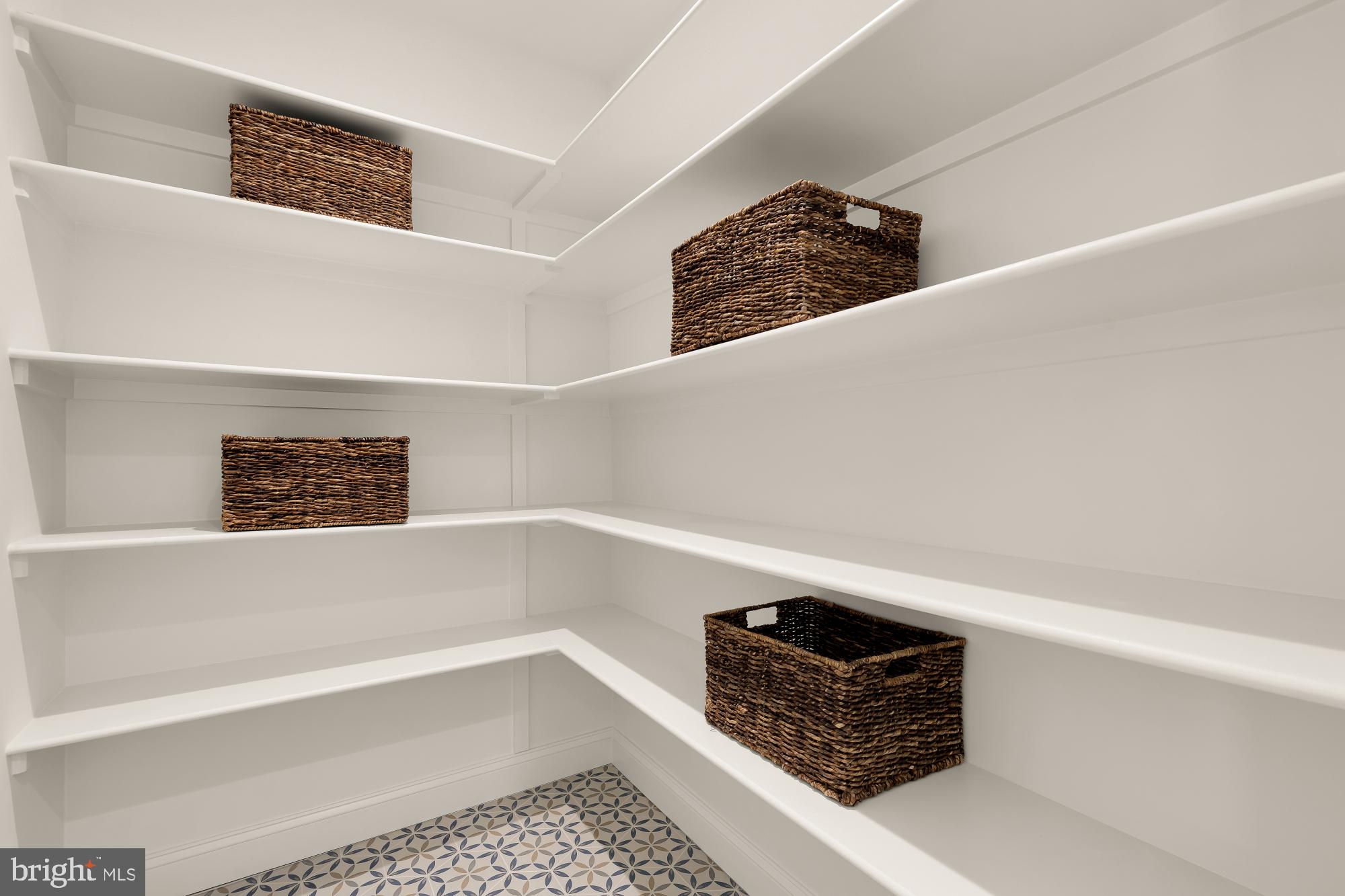 FOREST HILLS - Residential