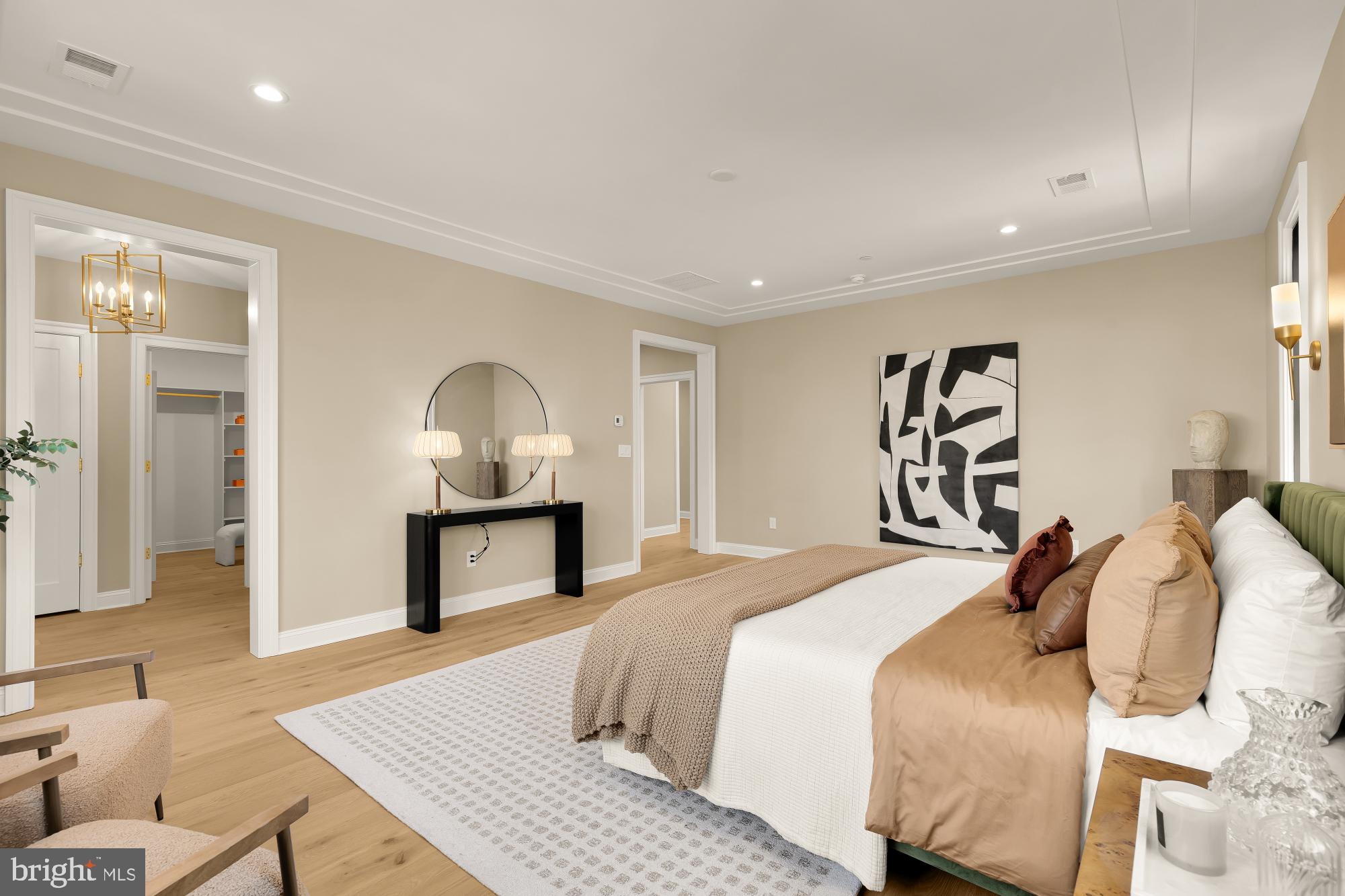 FOREST HILLS - Residential