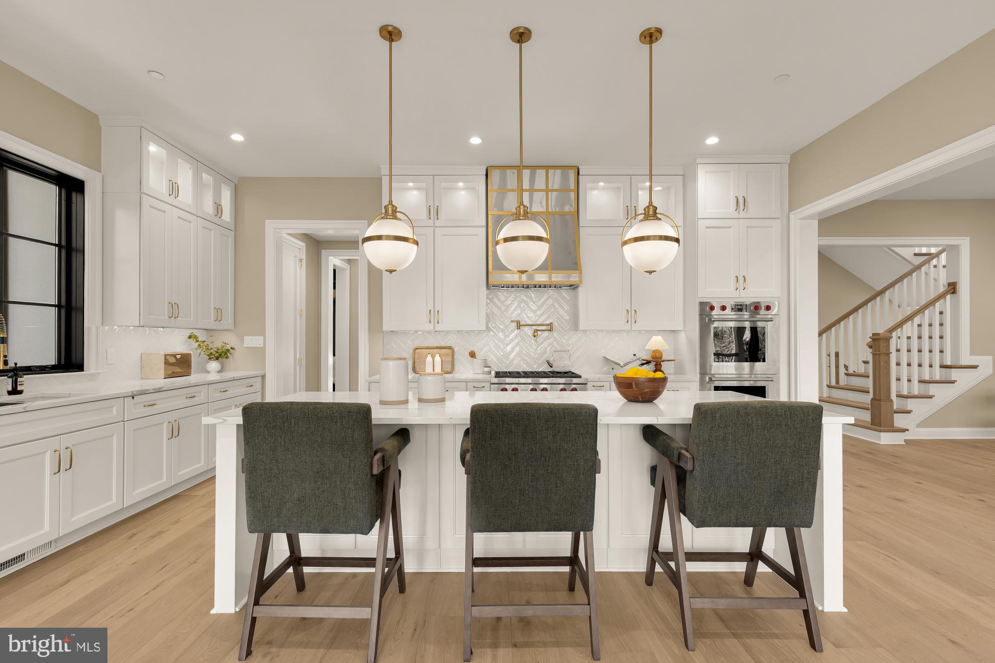 FOREST HILLS - Residential