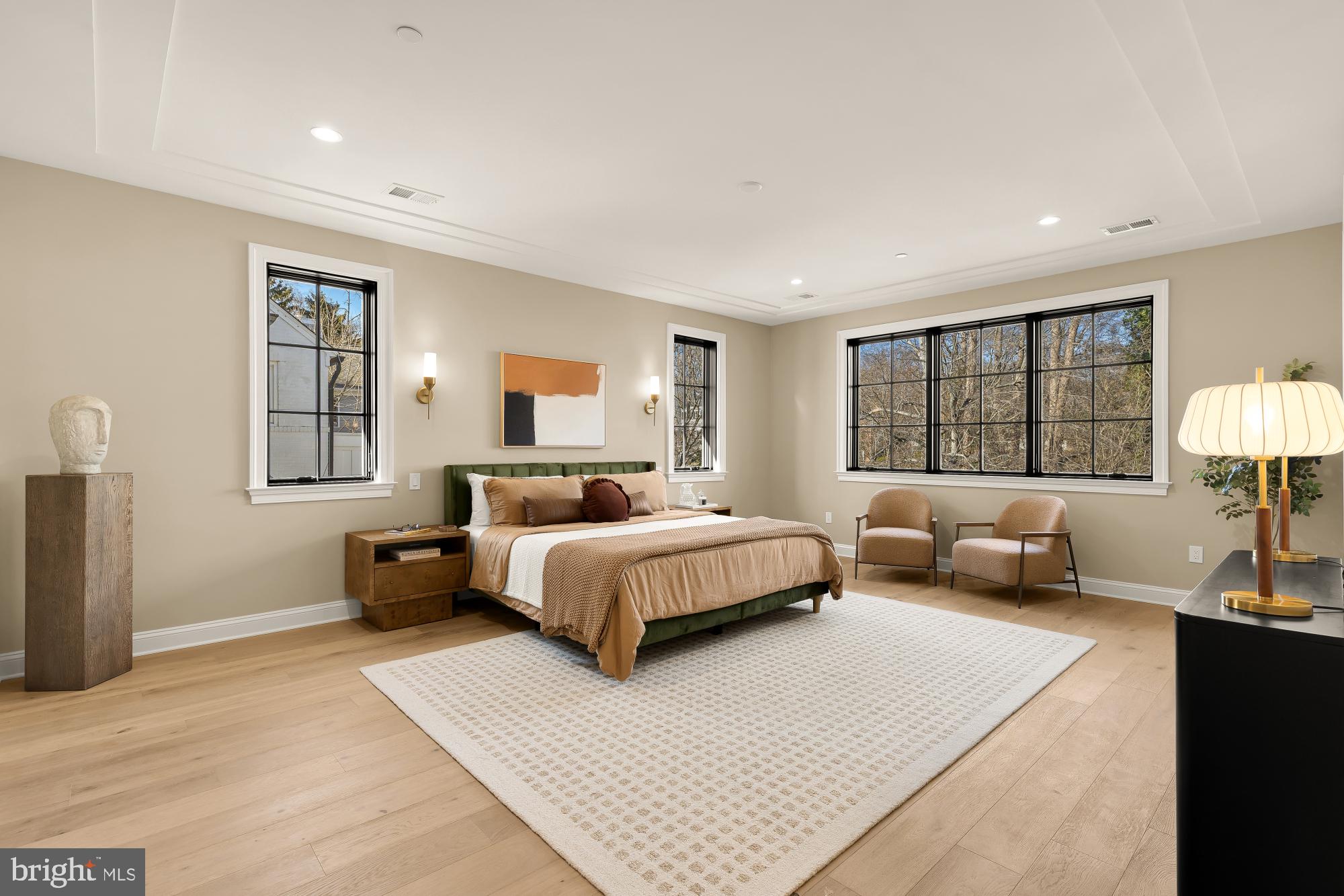 FOREST HILLS - Residential