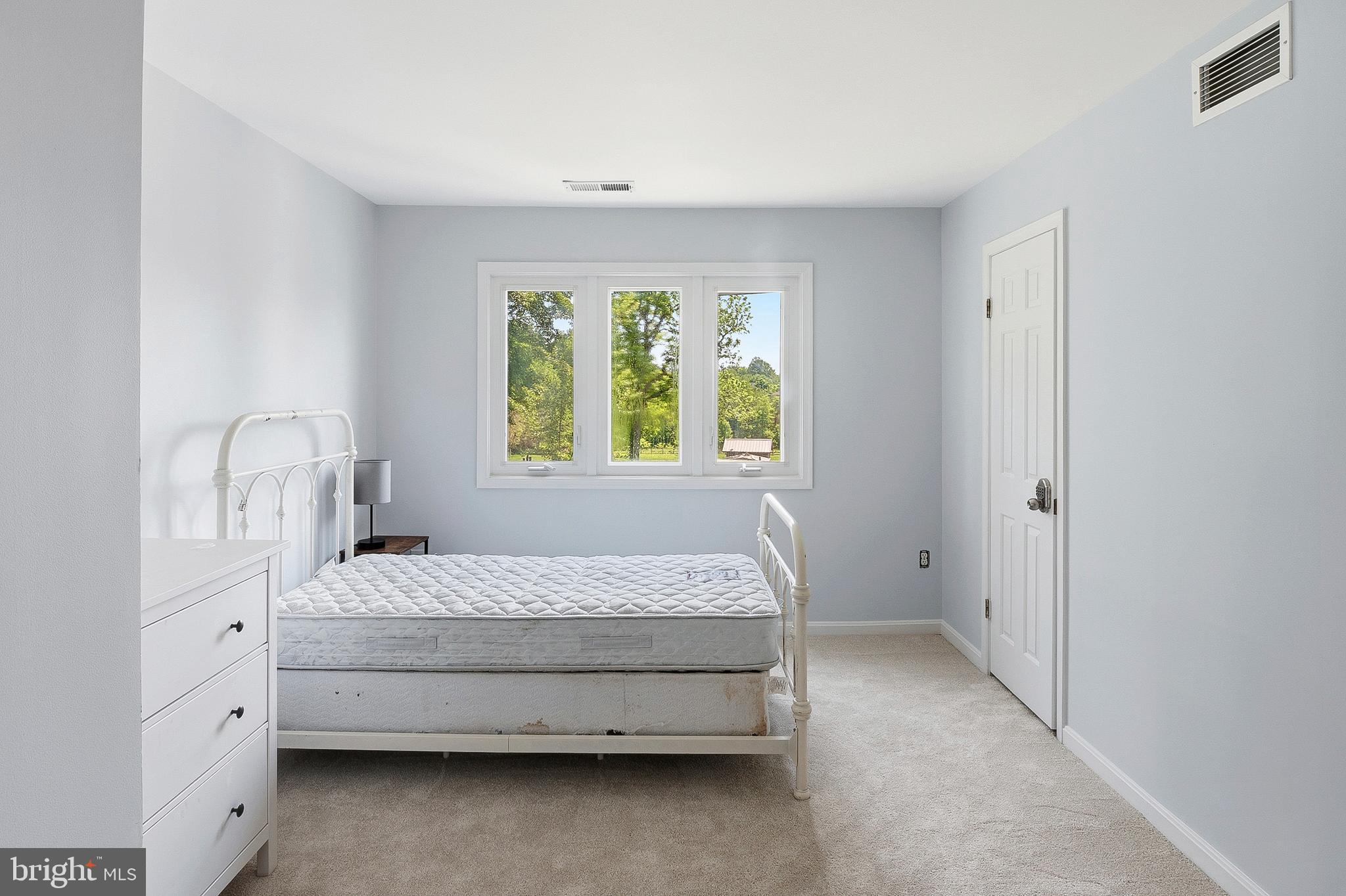 ASHTON OAKS - Residential