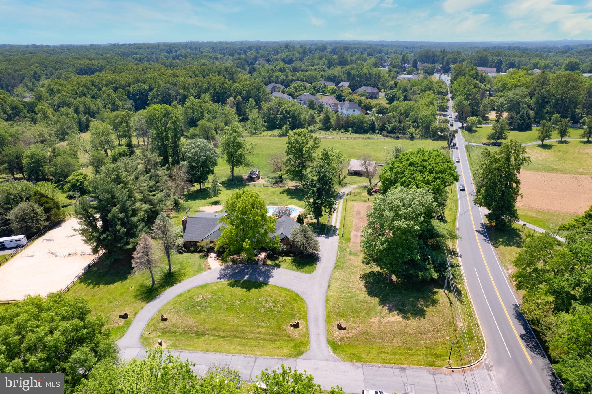 ASHTON OAKS - Residential