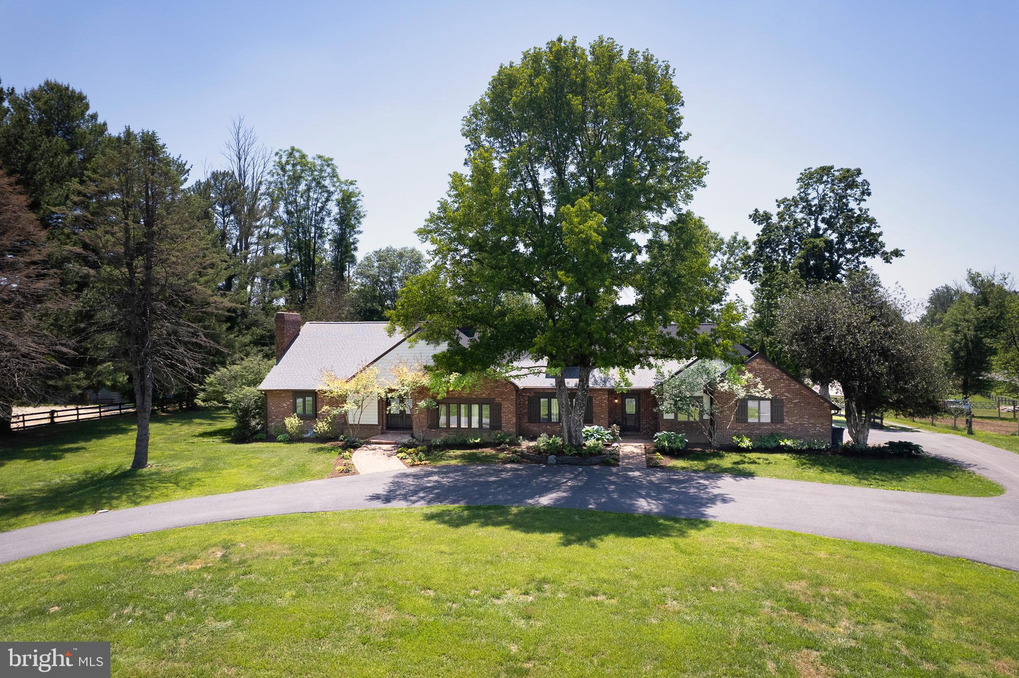 ASHTON OAKS - Residential