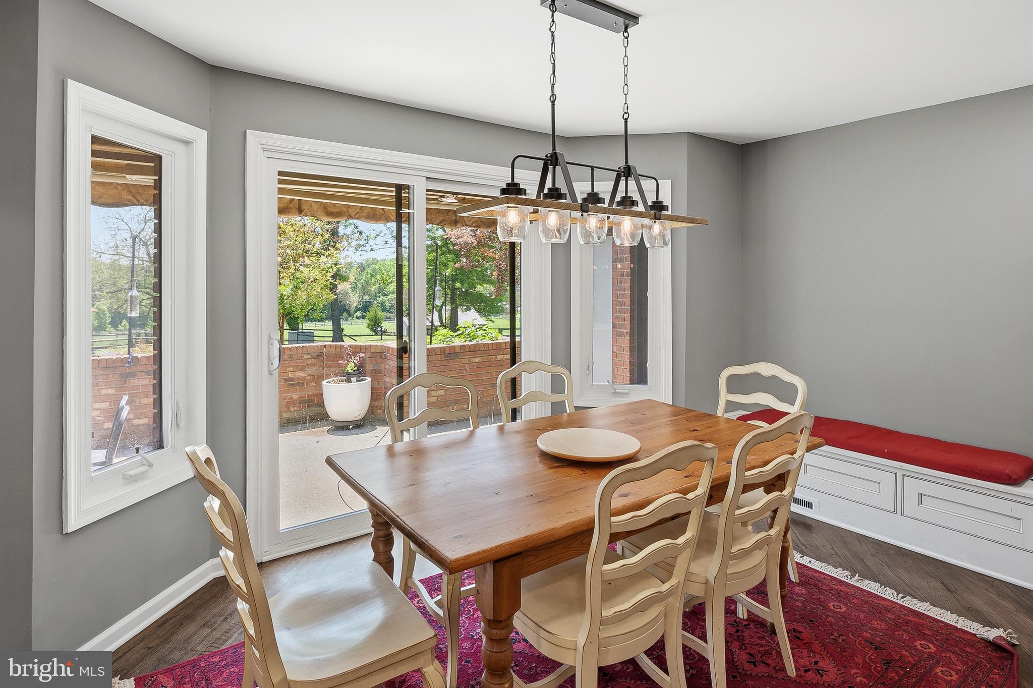 ASHTON OAKS - Residential