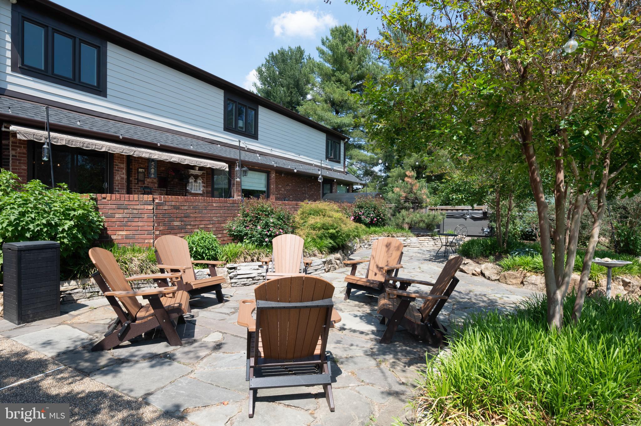 ASHTON OAKS - Residential