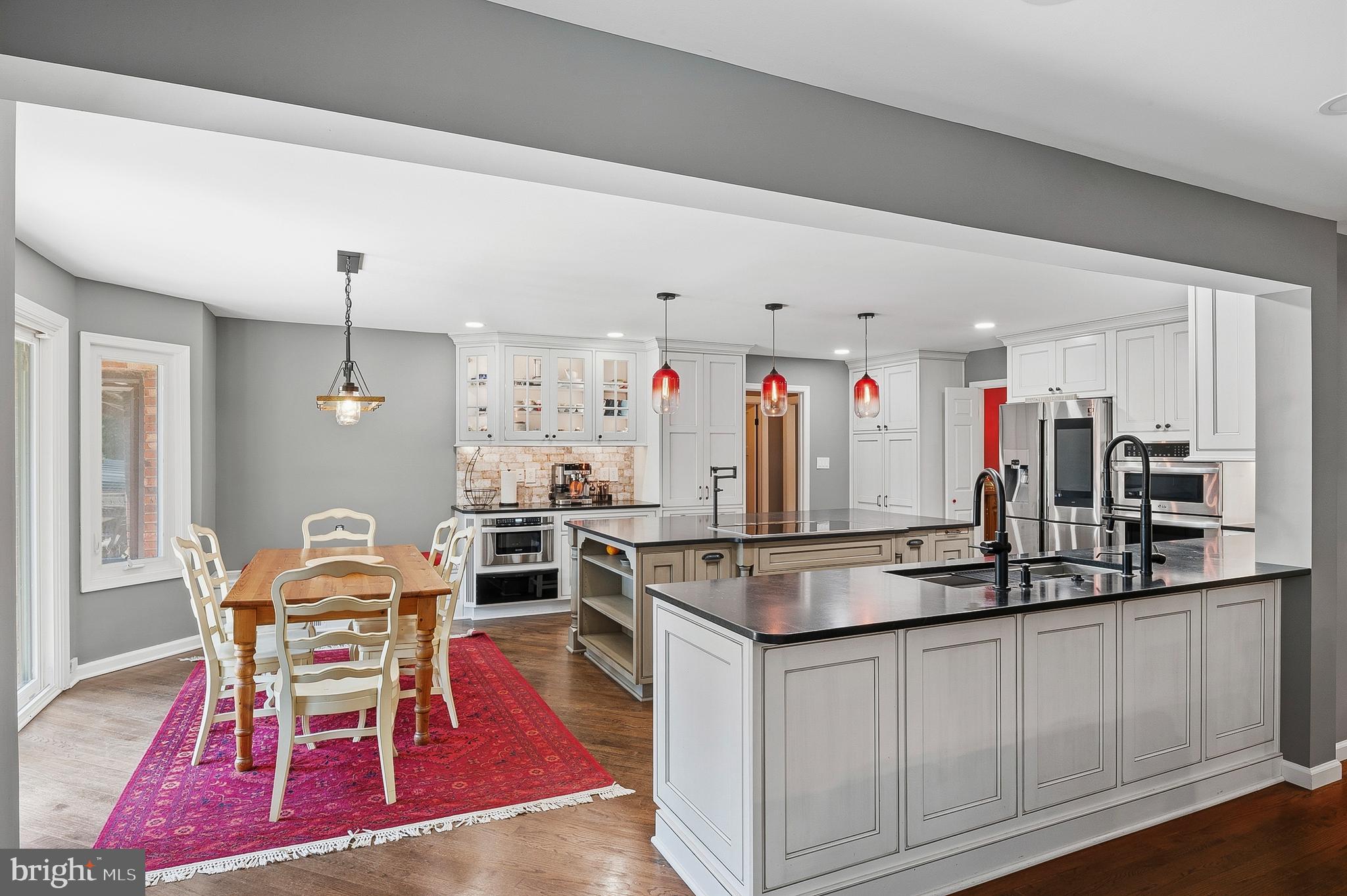 ASHTON OAKS - Residential