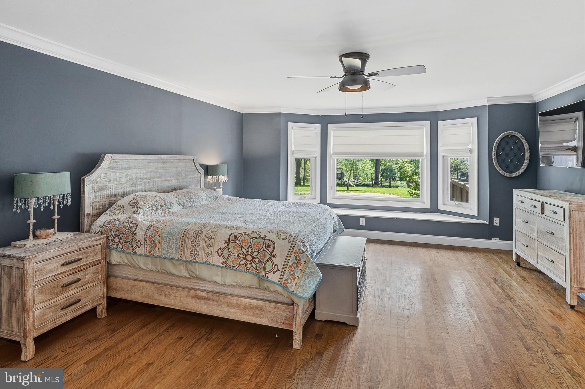 ASHTON OAKS - Residential