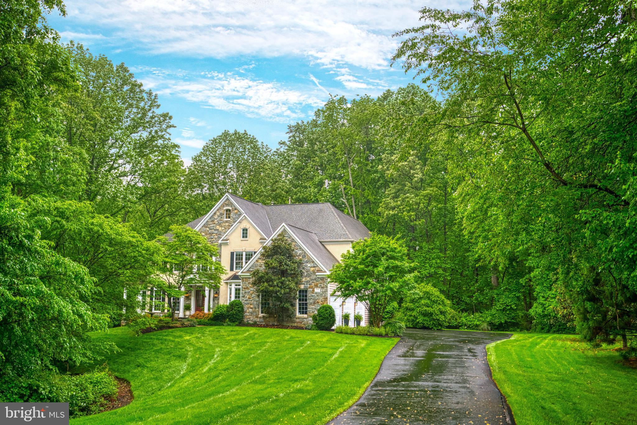 WOODLAND ESTATES - Residential