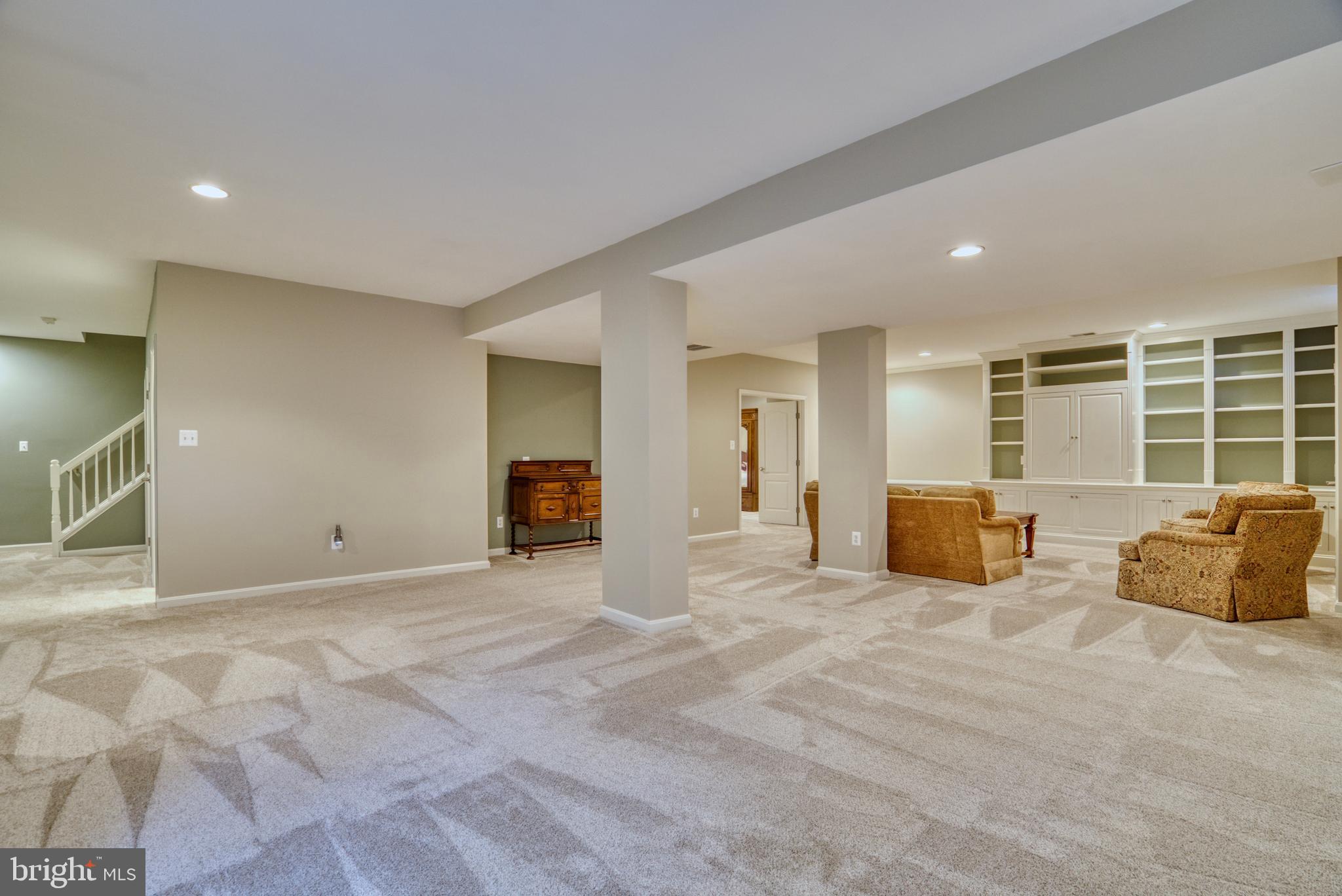 WOODLAND ESTATES - Residential