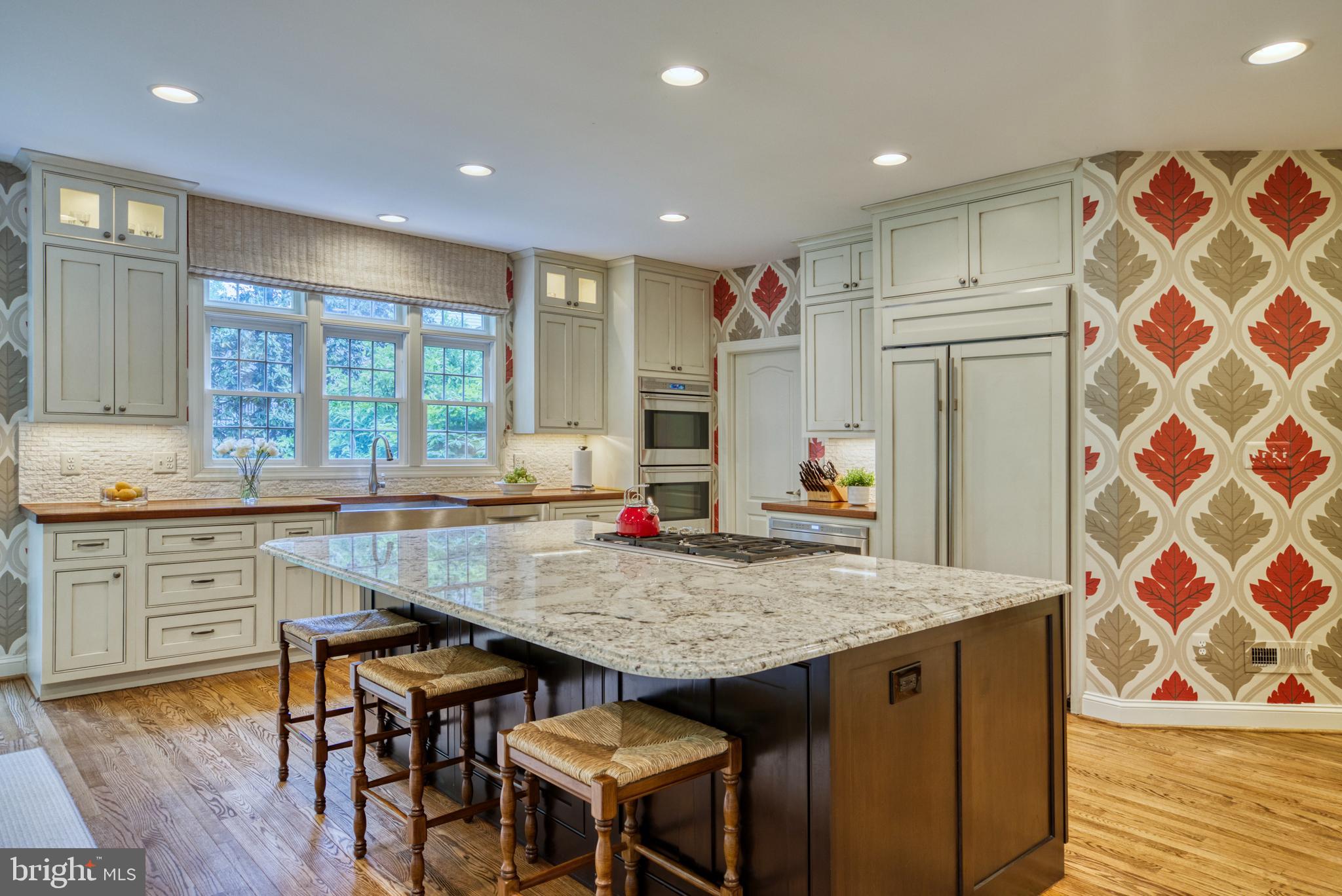 WOODLAND ESTATES - Residential