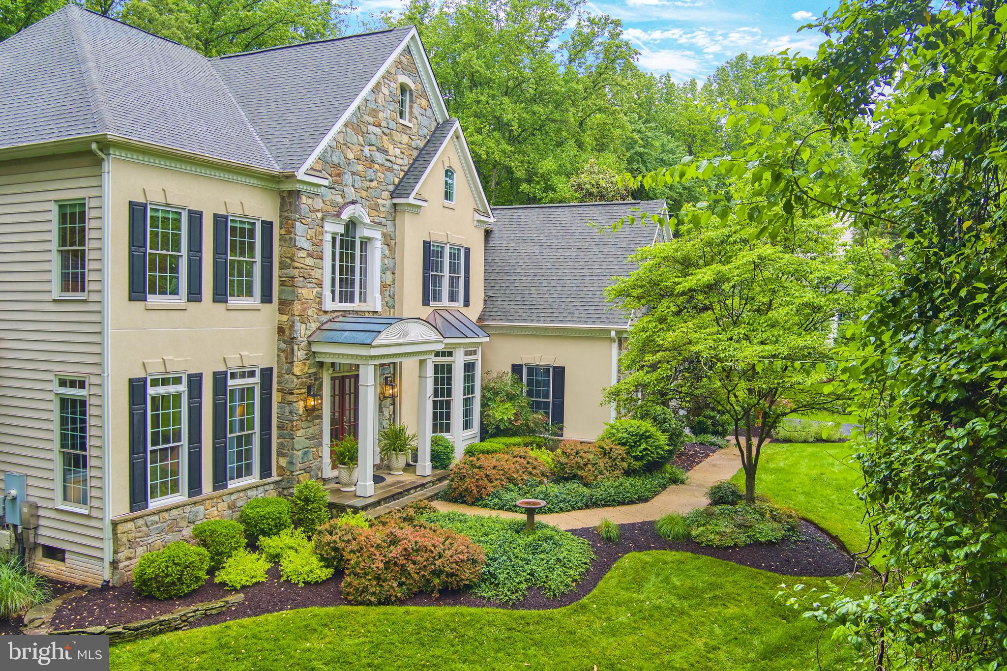 WOODLAND ESTATES - Residential