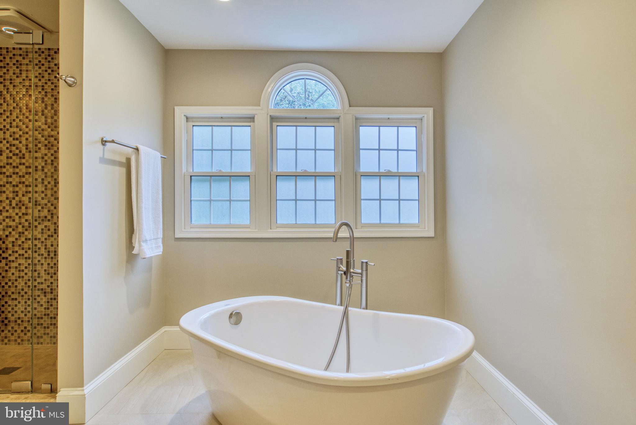 WOODLAND ESTATES - Residential