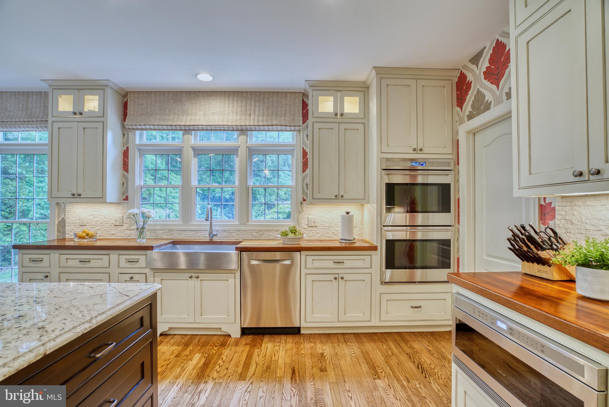 WOODLAND ESTATES - Residential