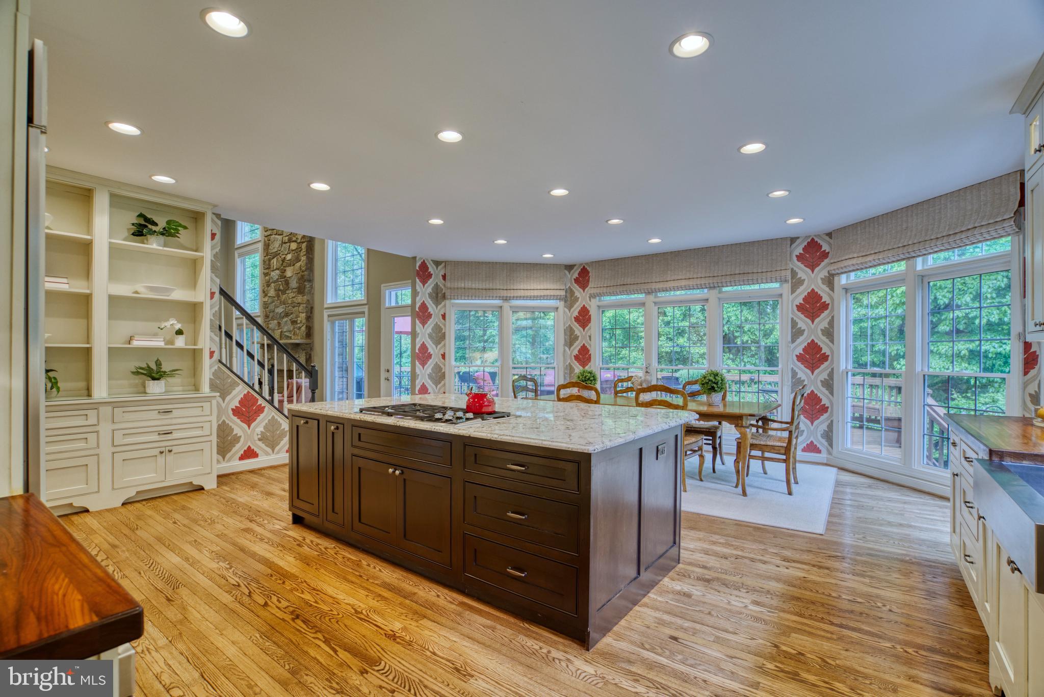 WOODLAND ESTATES - Residential