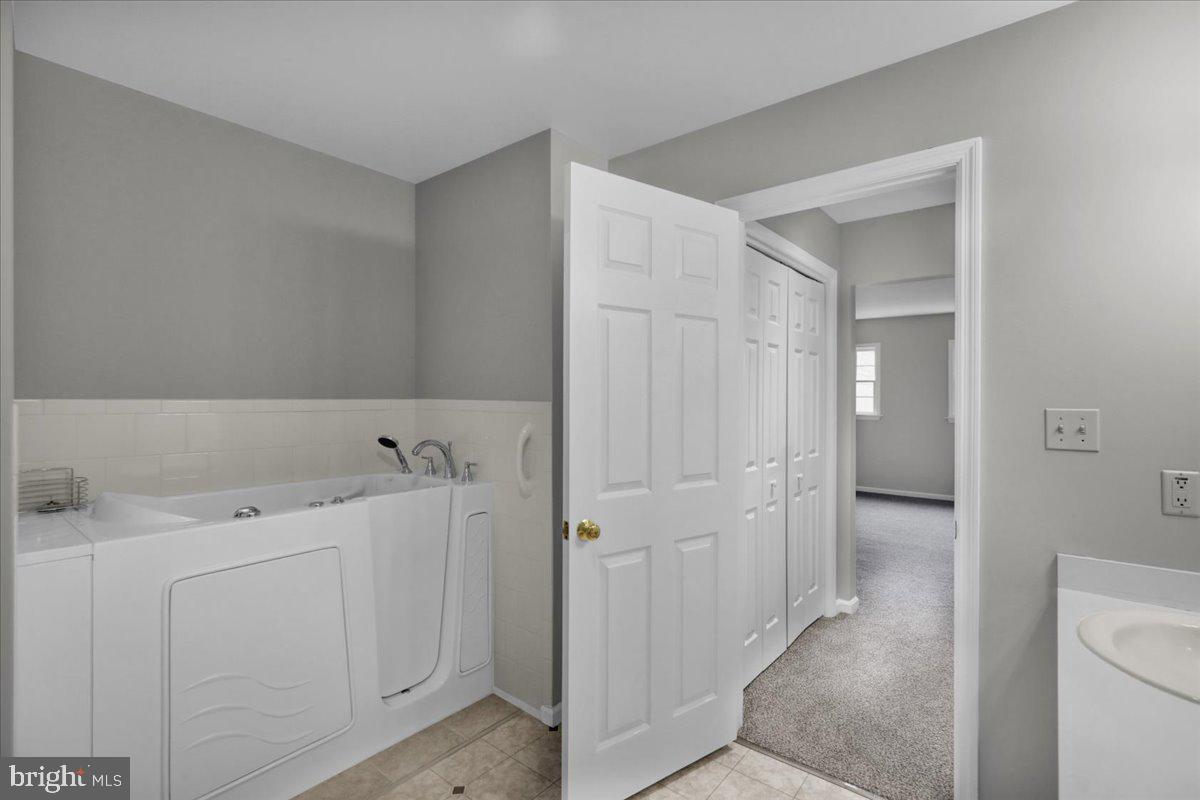 WYOMISSING MEADOWS - Residential