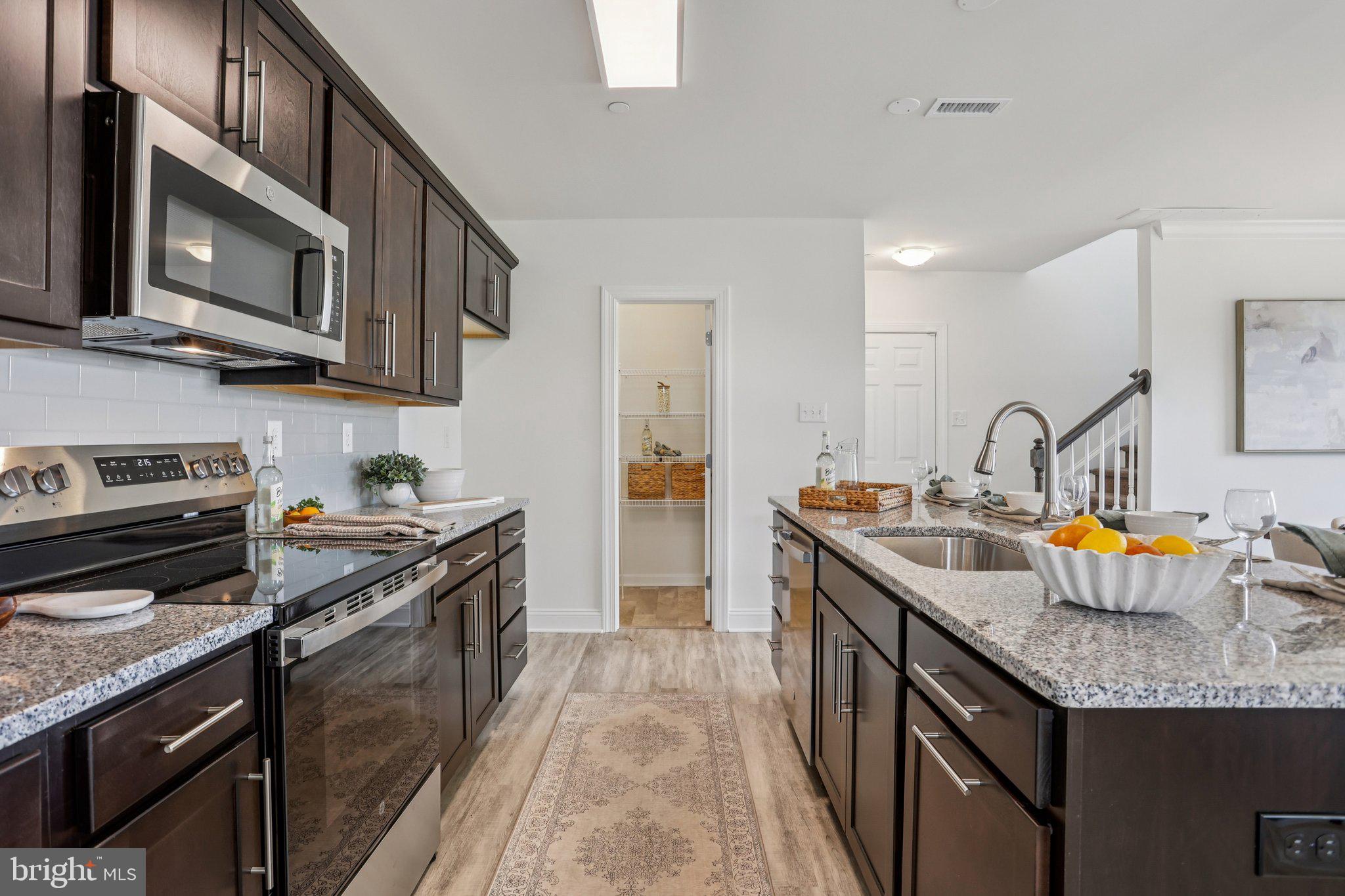 ARBOR PLACE - Residential