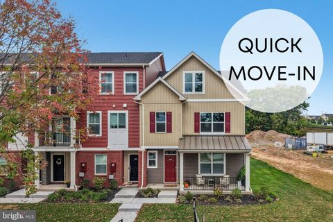 Townhouse For Sale - 1811 Arch Street #19W<br/> NORRISTOWN, PA 19401