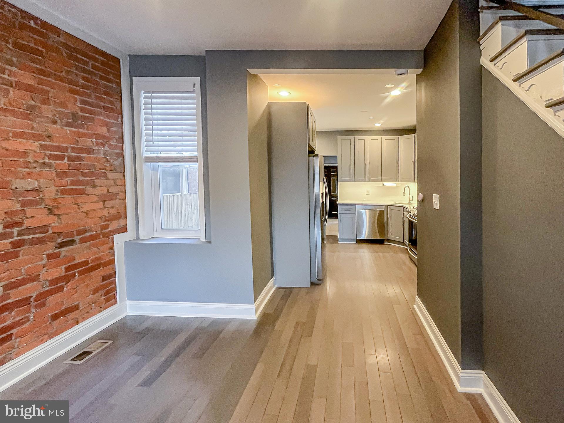 PORT RICHMOND - Residential Lease