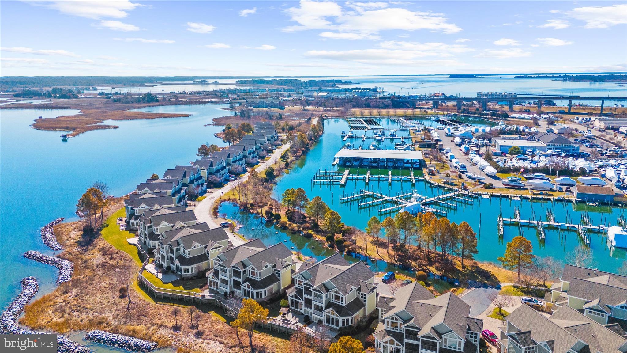 NARROWS POINTE - Residential