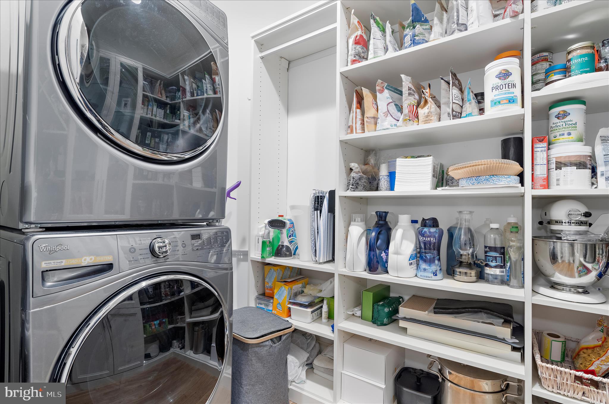 NARROWS POINTE - Residential