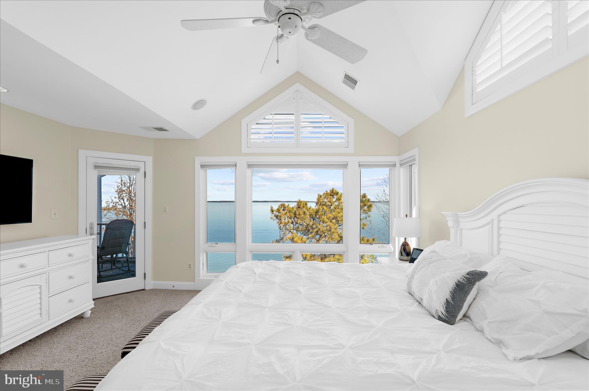 NARROWS POINTE - Residential