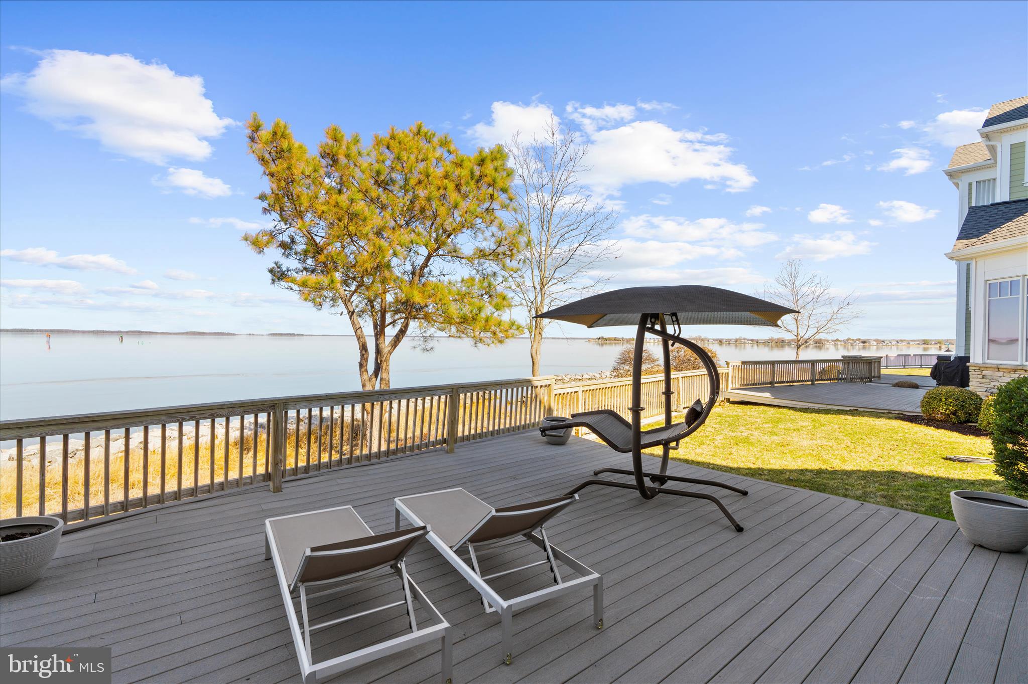 NARROWS POINTE - Residential