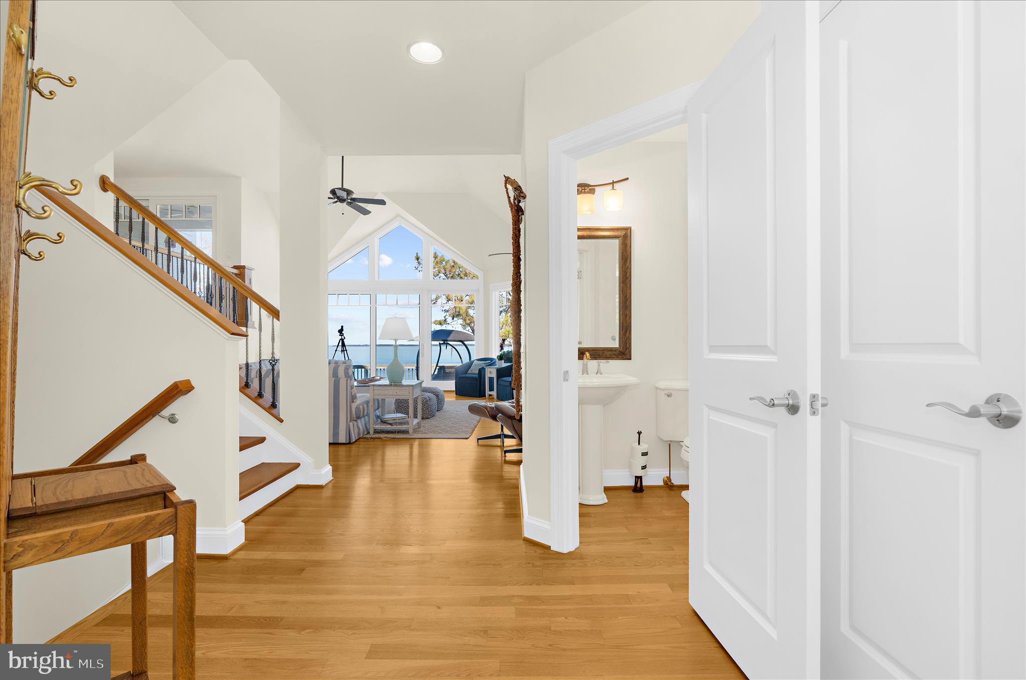 NARROWS POINTE - Residential