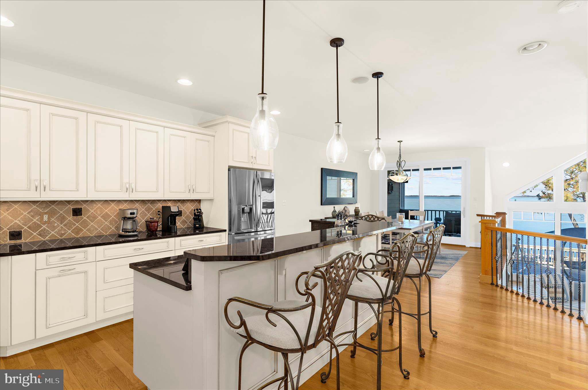 NARROWS POINTE - Residential